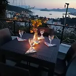 With Panoramic Sea View In Bitez וילה בודרום