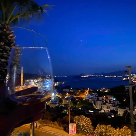 With Panoramic Sea View In Bitez 博德鲁姆